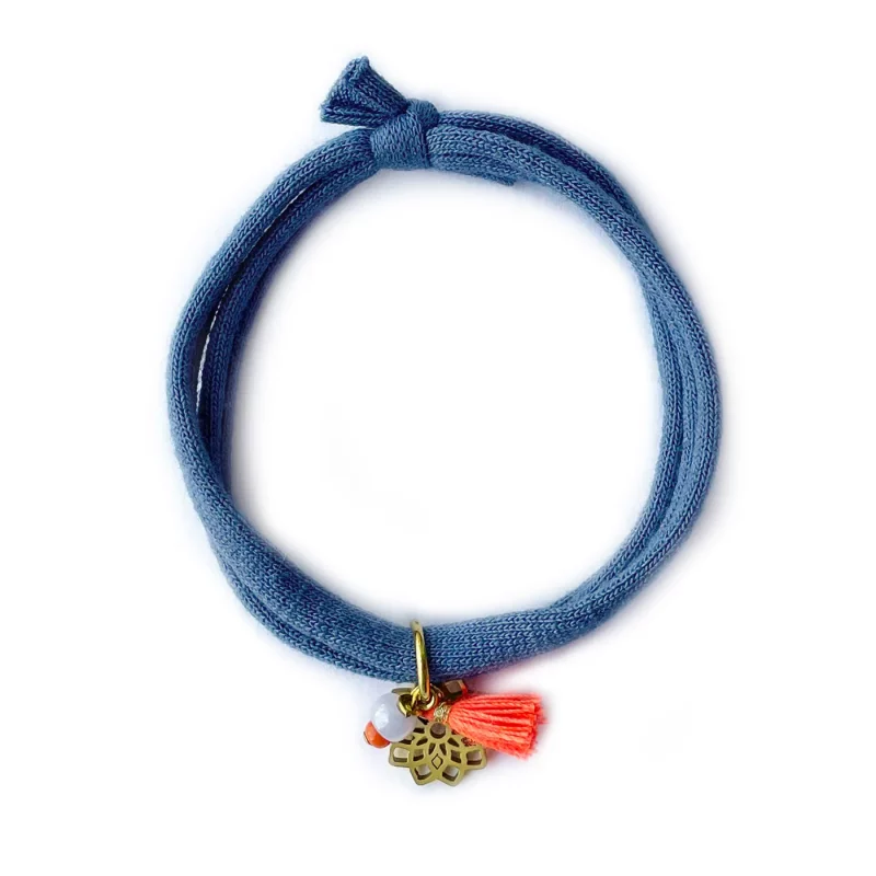 AKB - Armband Blütenornament/Quaste