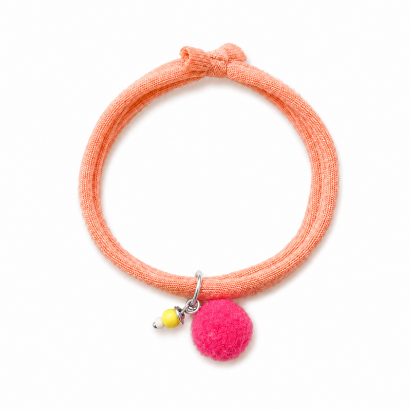 AKC  -A  Armband Candy Pompon